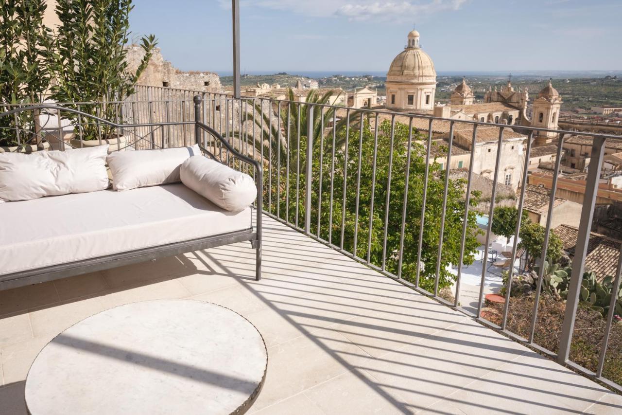 Aria Rooms And Terrace Noto Buitenkant foto